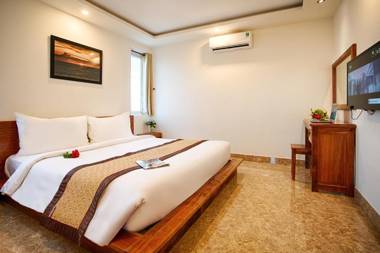 Titan Hotel Da Nang
