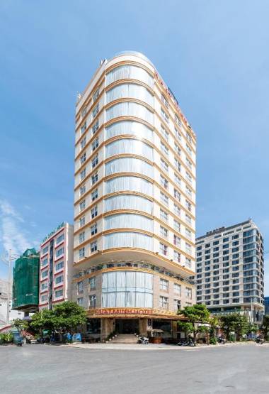Nhat Minh Hotel and Apartment