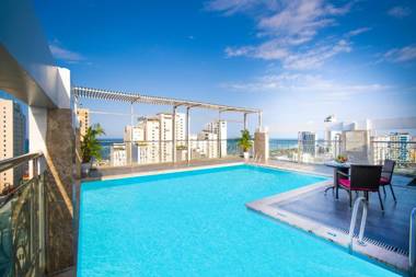 Crystal Boutique Hotel