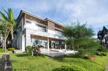 The Five Villa 5 Bedrooms Beachfront - K2