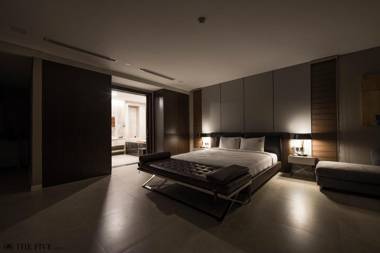 The Five Villa 5 Bedrooms Beachfront - K2