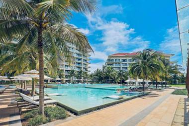 EmblemSea Luxury Villas few steps to the Danang beach