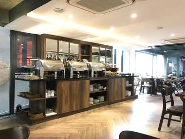 The Herriott Hotel & Suite Danang