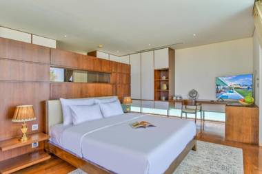 Deluxe Beach Villas by Danatrip