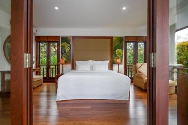 Furama Luxury Beach Villas by Danatrip