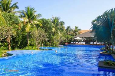 Villa 4 BR Furama Da Nang- Free Pick up