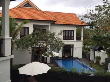 Villa 4 BR Furama Da Nang- Free Pick up