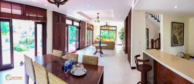 Villa 3 BR Luxury Fura Da Nang- Free Pick up