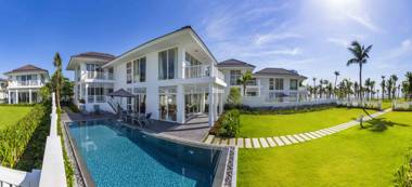 Premier Village Resort  4 Bedrooms Ocean Access