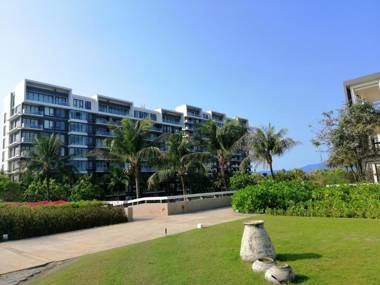 Villa 3BR Beachfront hyatt Da Nang- free pick up airport