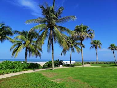 Kims Villa Hyatt's Beachfront Da Nang