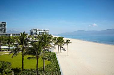 Kims Villa Hyatt's Beachfront Da Nang