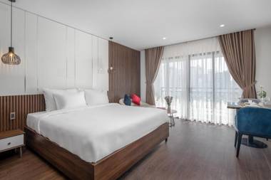 Sharon Hotel and Apartment