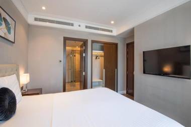 Fully-equipped luxury apartment with ocean view