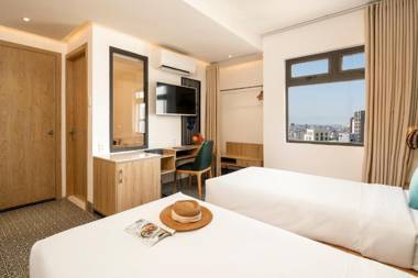 Bella Merry Hotel and Apartment