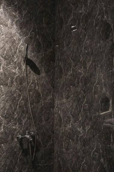 By Duc Phan - Suites