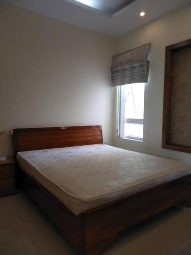 Mango Tree Serviced Apartment