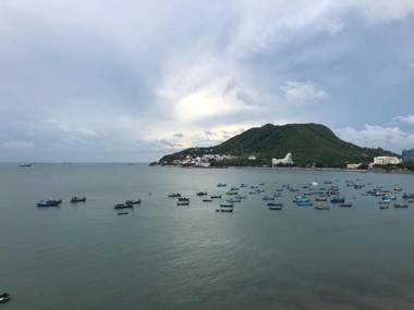 Joi Front Beach Hotel