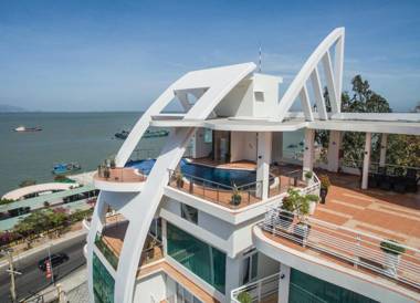 Cassabella Hotel & Apartments