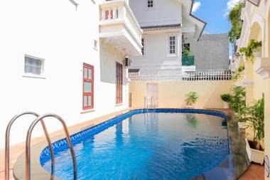 Ruby Villa 11 Big Family