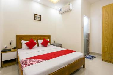 Marine Hotel & Apartment