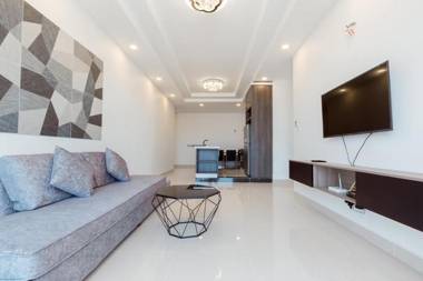 Romantic beach getaway with beachfront view