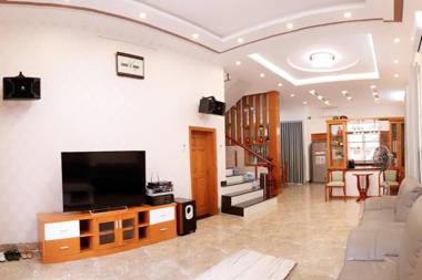 MODERN BBQ RETREAT VILLA 5BR