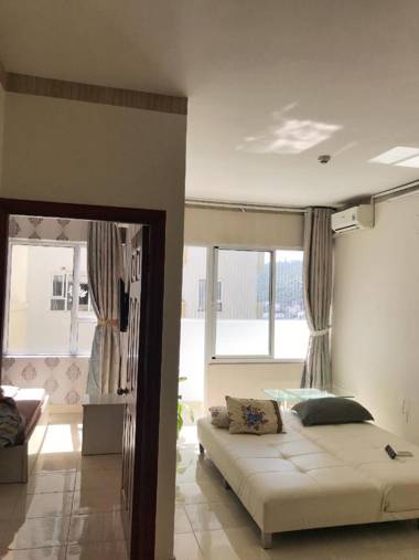 Tranquil furnished condo Lake & Seaview from bed