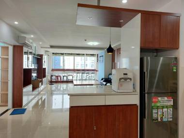 Pooh House 8 - infinite view