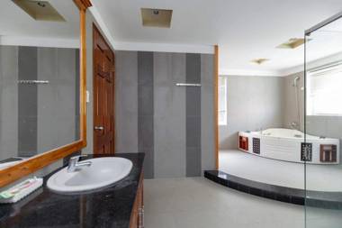 Lavie House F5 Thái Văn Lung