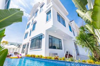 Palm Villa 11 - Luxury Pool Villa 8Rooms  Bida Hồ Bơi Gần Biển