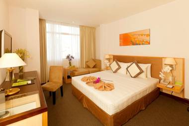 Liberty Hotel Saigon Parkview