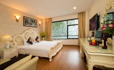 Golden Star Hotel - 60 Le Thanh Ton