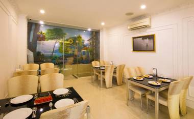 Golden Star Hotel - 60 Le Thanh Ton
