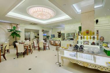 Silverland Central Hotel