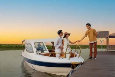 An Lam Retreats Saigon River