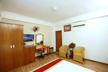 Lucky Star Saigon Hotel