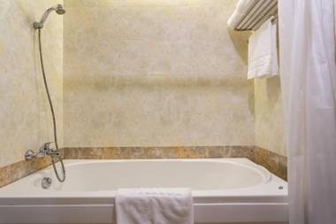 Calista Sai Gon Hotel