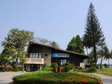 Riverside Serviced Apartments