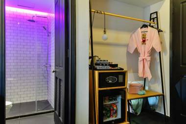 The Hammock Hotel Fine Arts Museum