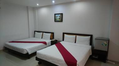 Modern Saigon Hotel 2