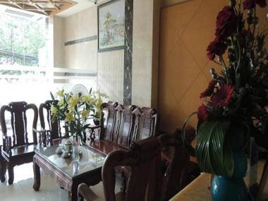 Binh Hung Hotel