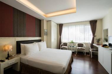 Asian Ruby Center Point Hotel