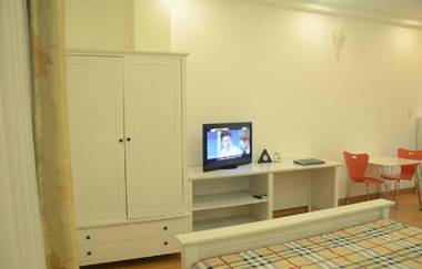 Smiley Apartment 3