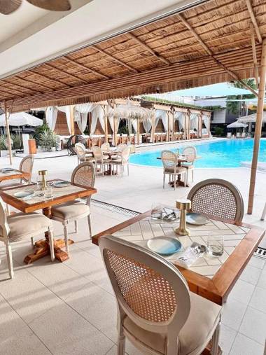 Thien Ha Hotel & Apartment