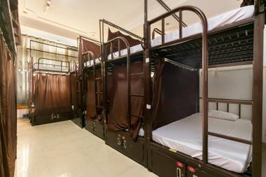 SPOT ON 726 Sakura Hostel Saigon