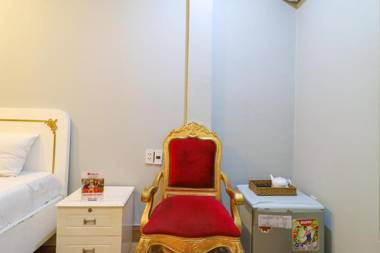 RedDoorz Bui Vien Walking Street