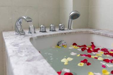 RedDoorz AHA Boutique Hotel Bui Vien