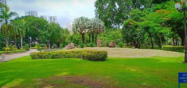 Orchard Garden studio apartment near airport 5