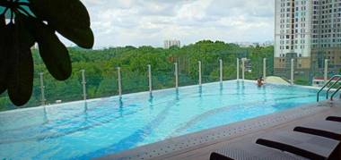 Orchard Garden studio apartment near airport 5